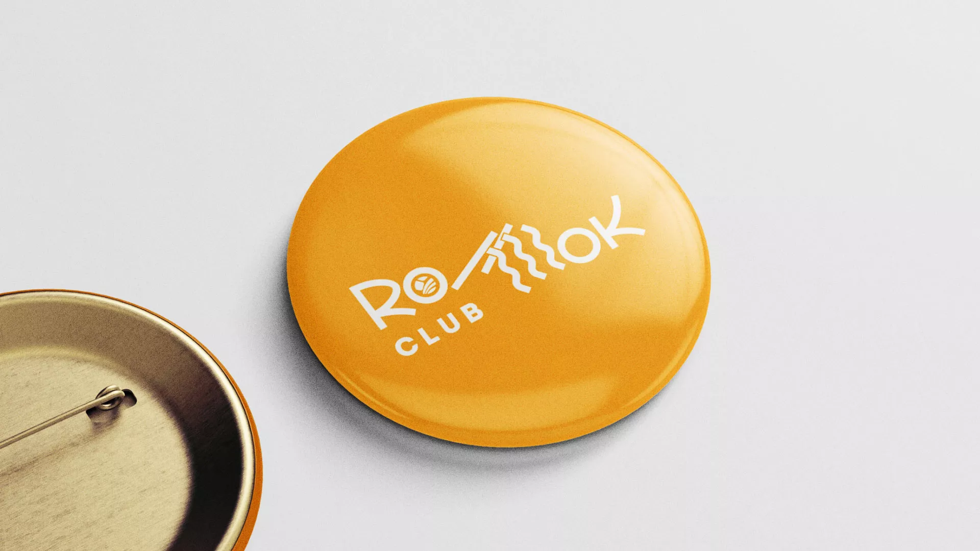 Создание логотипа суши-бара «Roll Wok Club» в Верхней Пышме